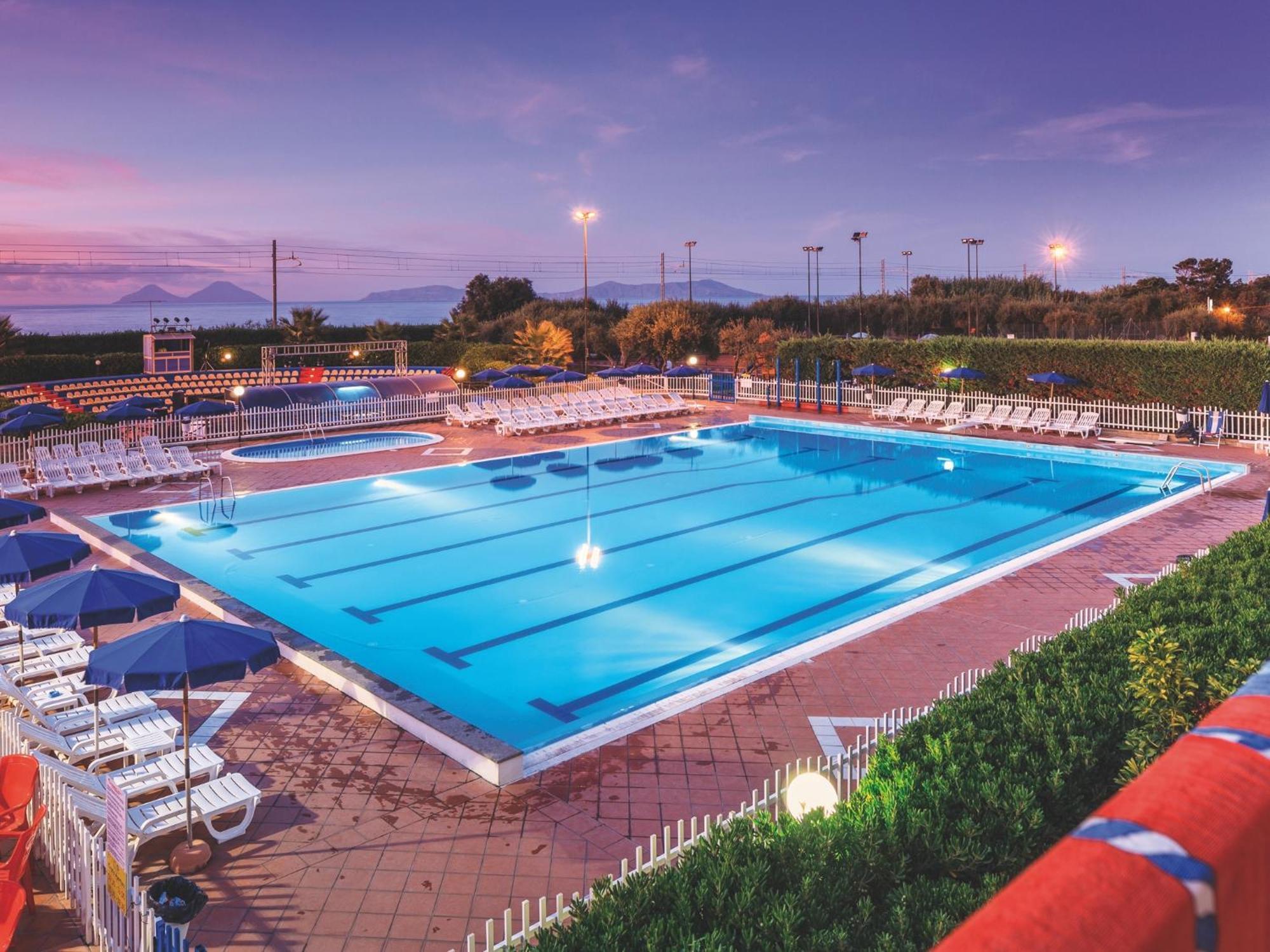 Riviera Del Sole Hotel Resort Spa Piraino Buitenkant foto